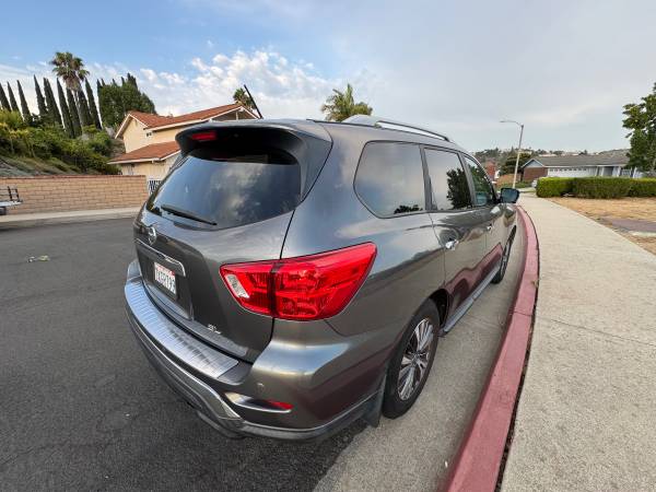 2017 Nissan Pathfinder