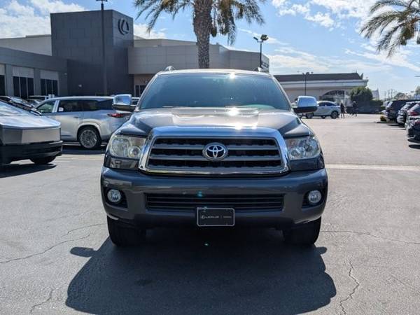 2015 Toyota Sequoia