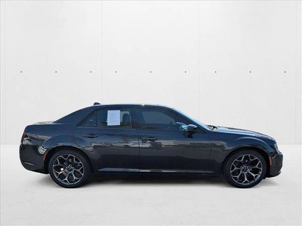 2016 Chrysler 300