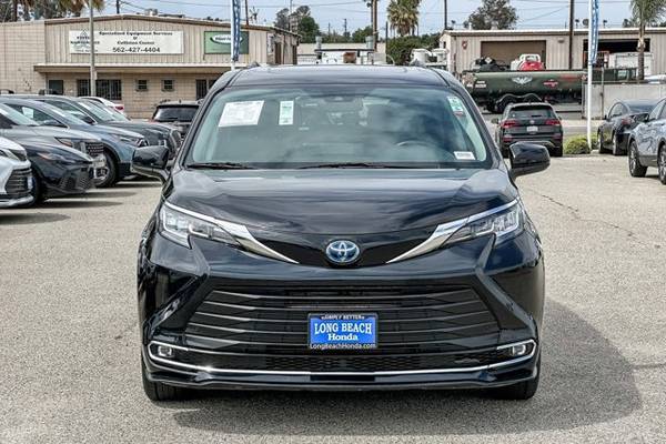 2023 Toyota Sienna