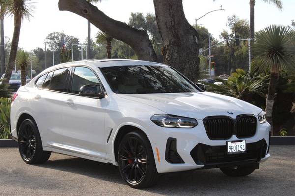 2023 BMW X4