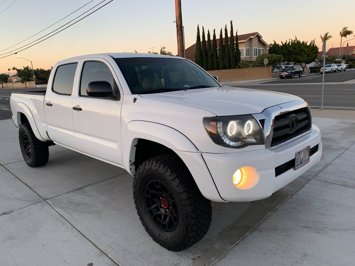 2009 Toyota TRUCK