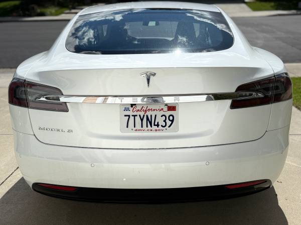 2016 Tesla Model