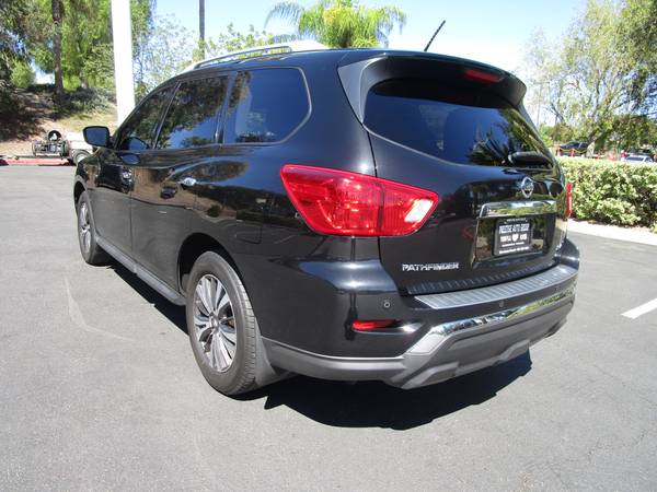 2017 Nissan Pathfinder