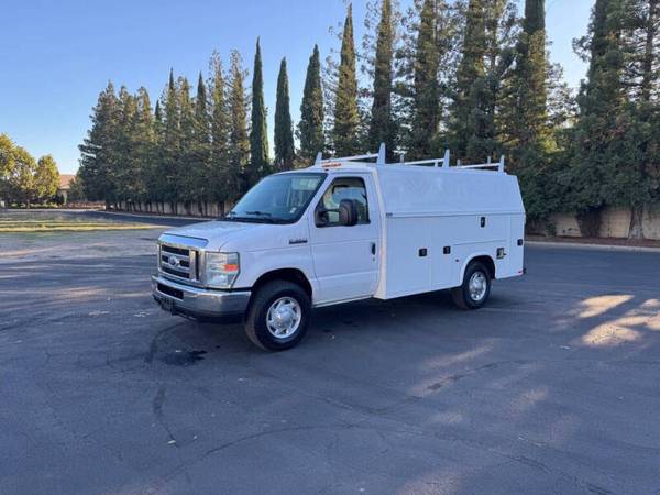 2016 Ford E-350