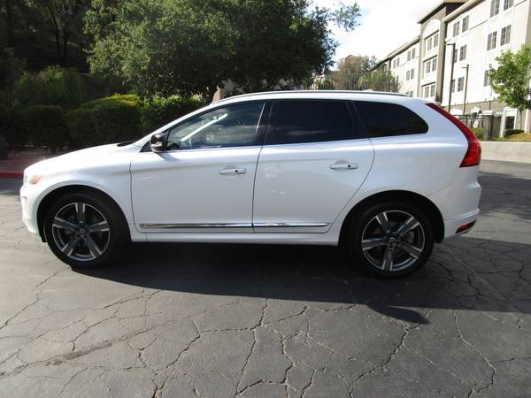 2017 Volvo XC60
