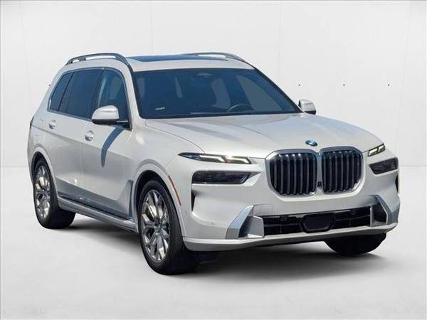 2023 BMW X7