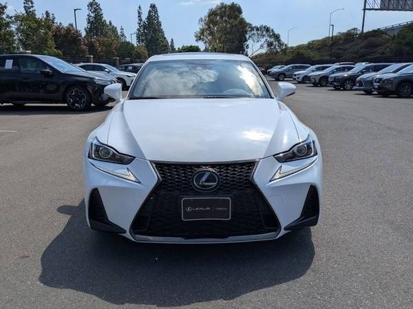 2018 Lexus IS