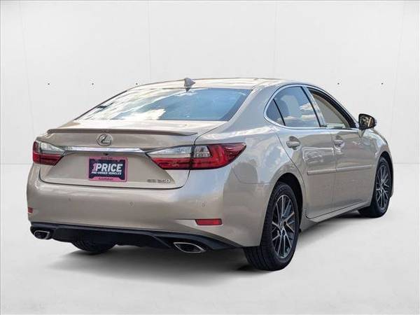 2016 Lexus ES