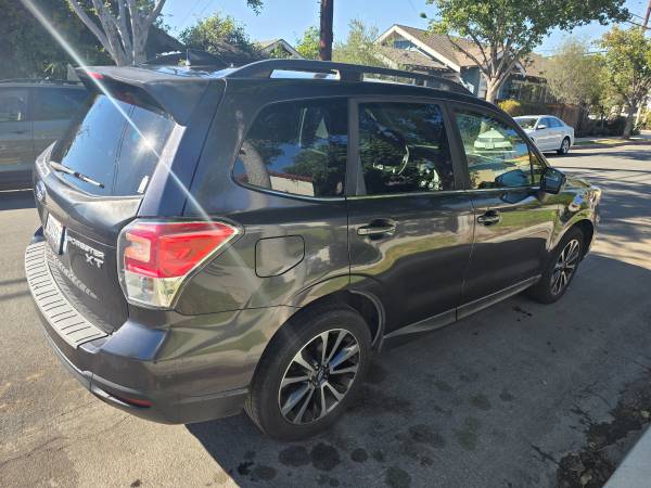 2017 Subaru FORESTER
