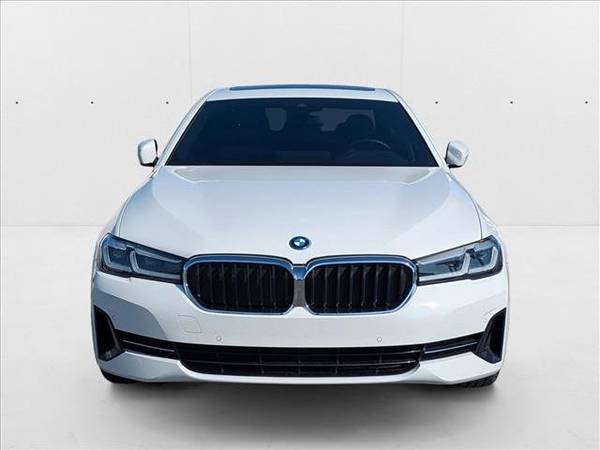 2023 BMW 5