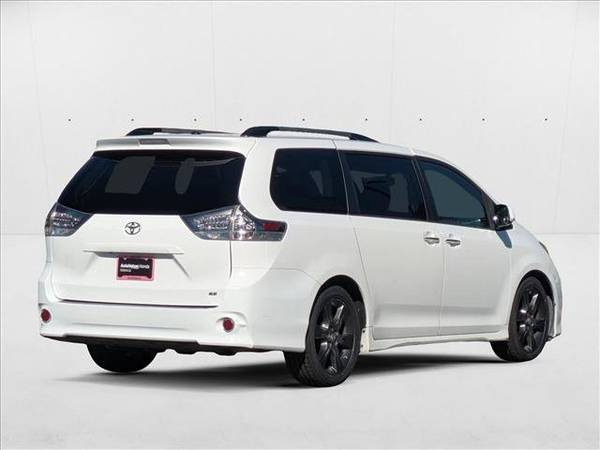 2015 Mini van