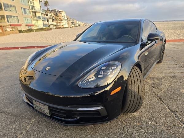 2019 Porsche Panamera