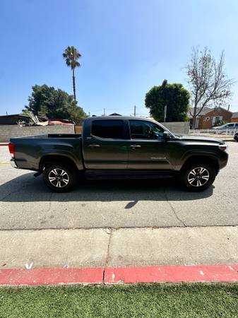 2017 Toyota tacoma