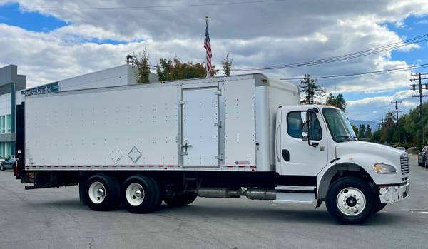 2017 Freightliner M2